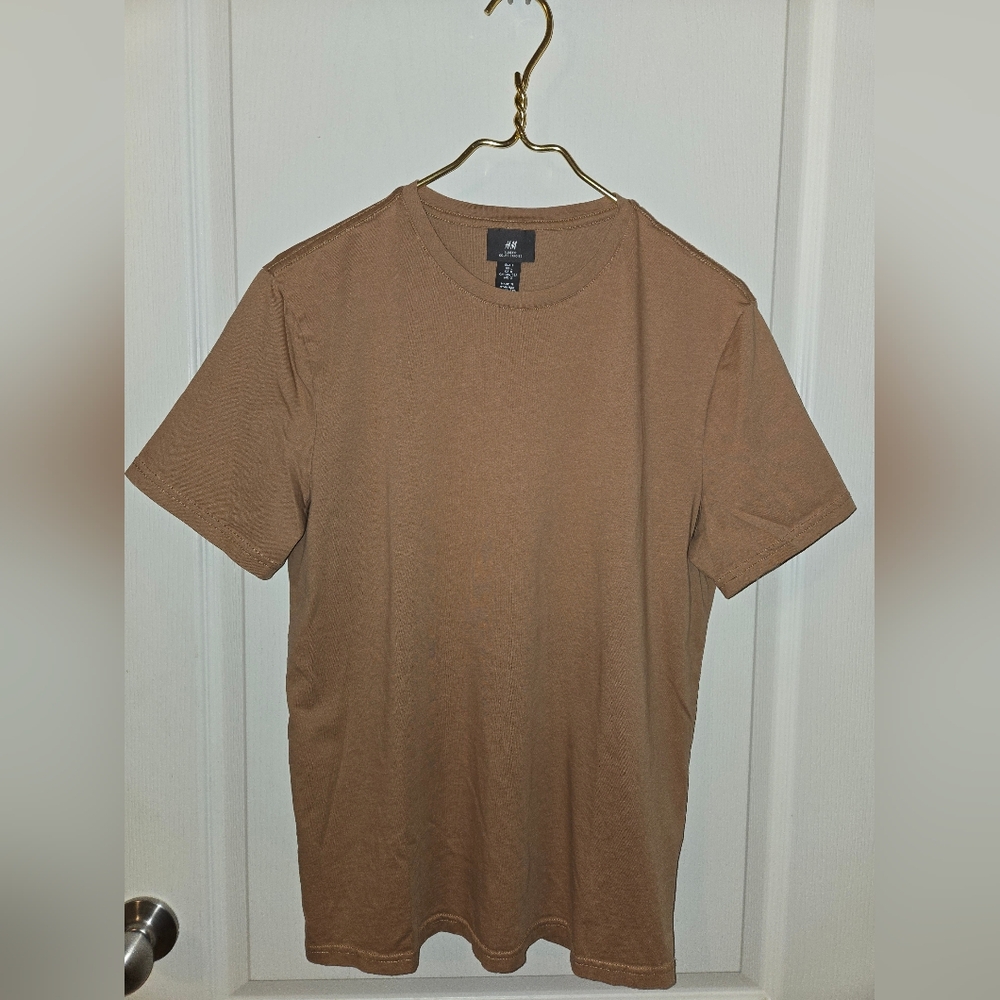 H&M Men's Tan Short Sleeve Tee